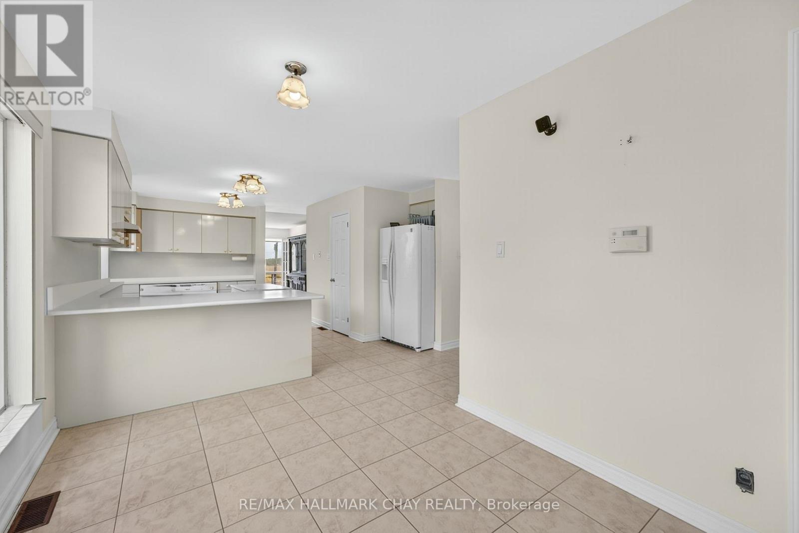 2702 6th Line, Innisfil, Ontario  L9S 4S4 - Photo 8 - N12590980
