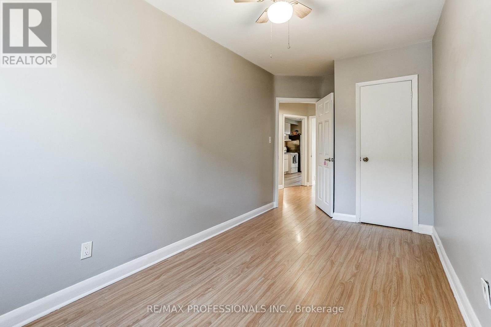 15 Fifteenth Street, Toronto, Ontario  M8V 3J3 - Photo 16 - W12594692