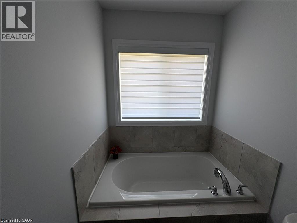 125 Cole Terrace Terrace, Woodstock, Ontario N4T 0P5 - Photo 8 - 40791387