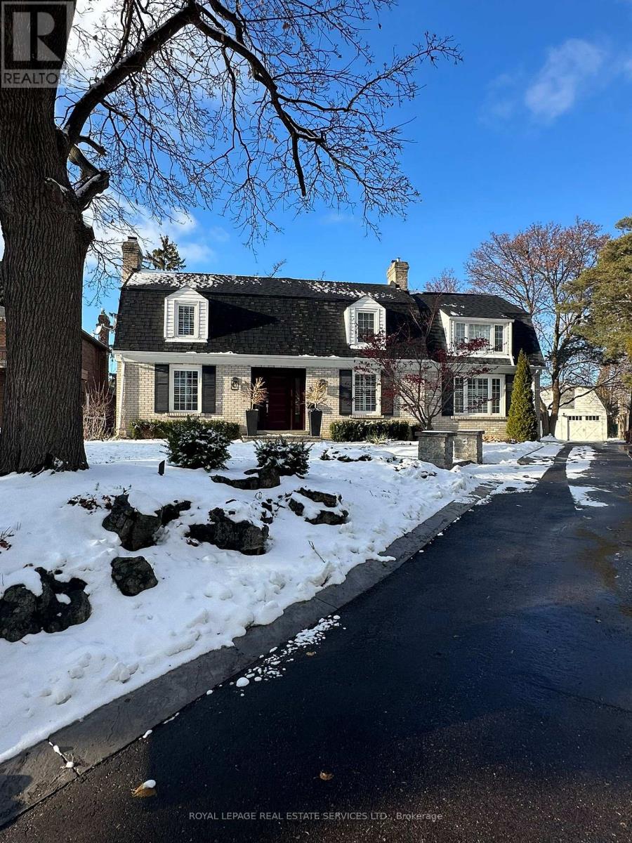 5 Pine Ridge Lane, Brampton, Ontario L6W 1G6 - Photo 5 - W12473497