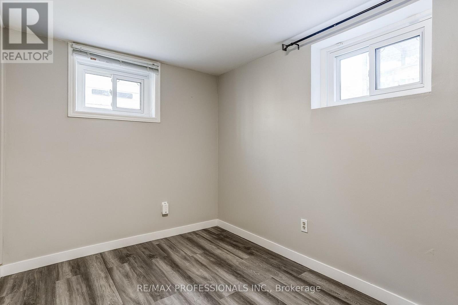 15 Fifteenth Street, Toronto, Ontario  M8V 3J3 - Photo 25 - W12594692