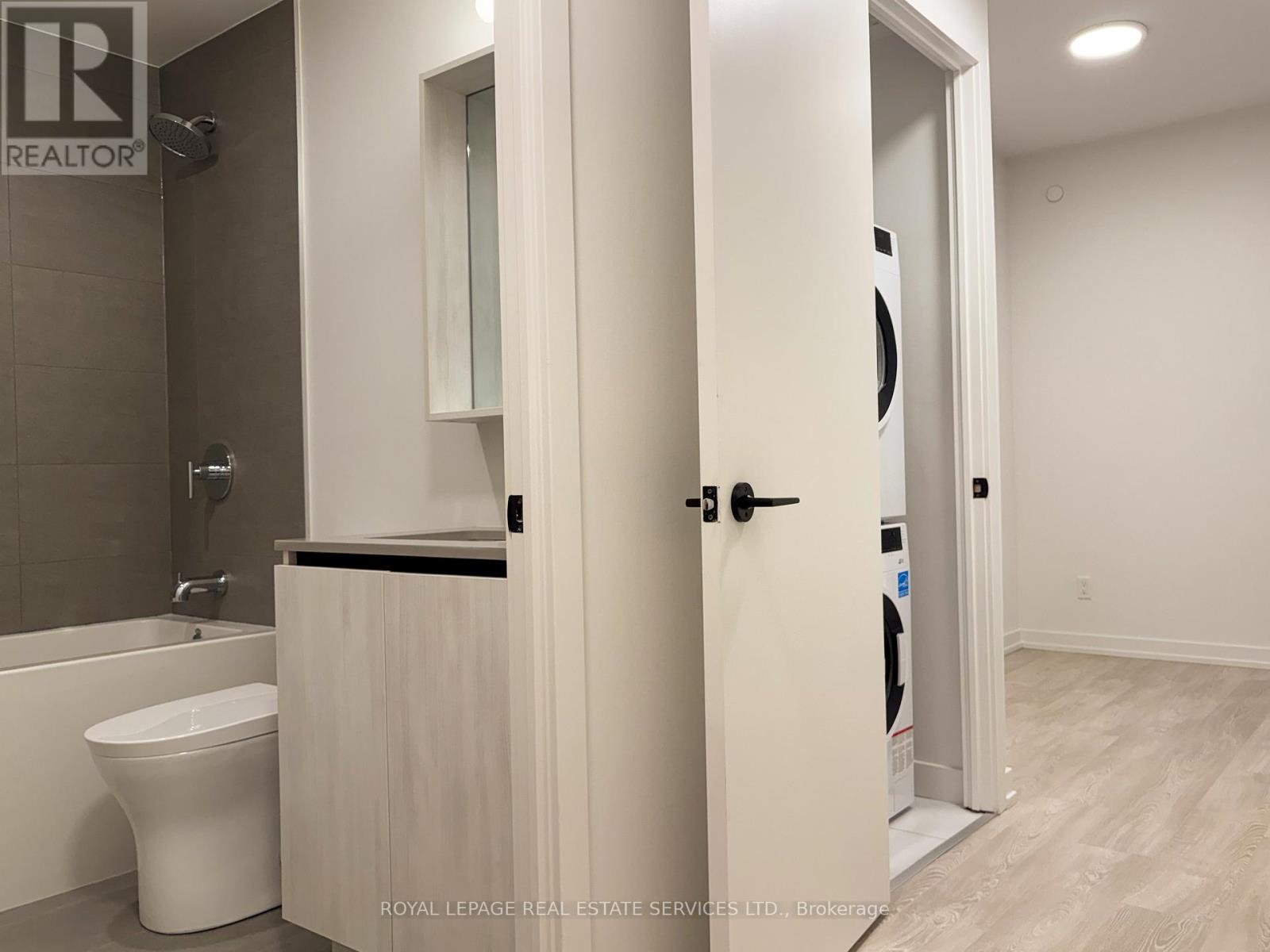 424 - 35 Parliament Street, Toronto, Ontario M5A 0Z5 - Photo 16 - C12595502