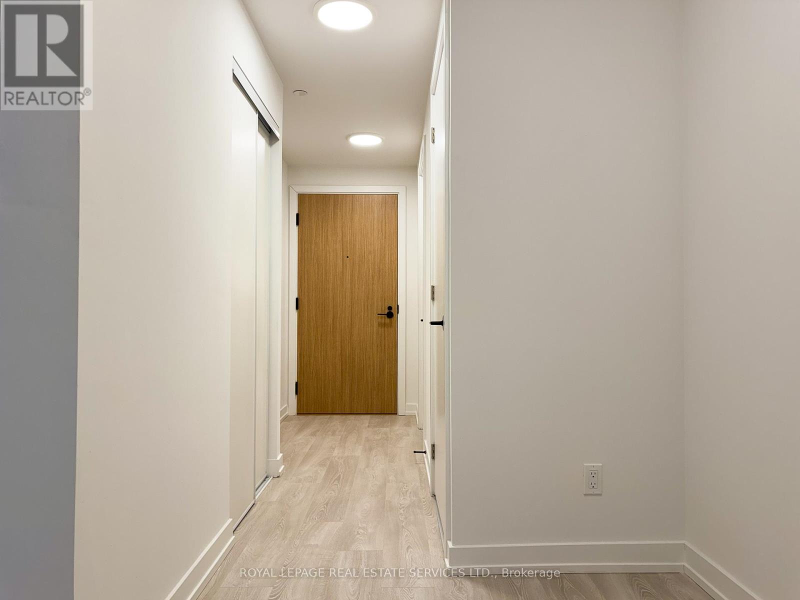 424 - 35 Parliament Street, Toronto, Ontario M5A 0Z5 - Photo 2 - C12595502