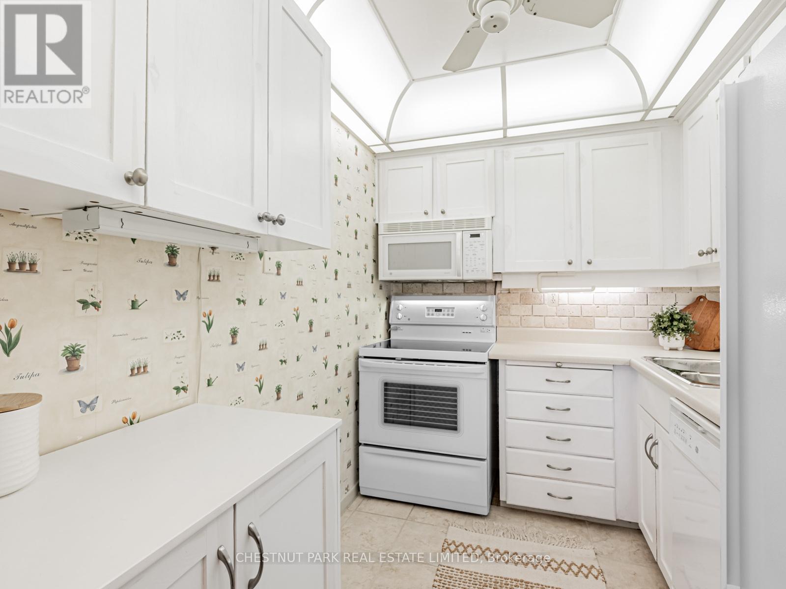 505 - 20 Avoca Avenue, Toronto, Ontario M4T 2B8 - Photo 12 - C12595508