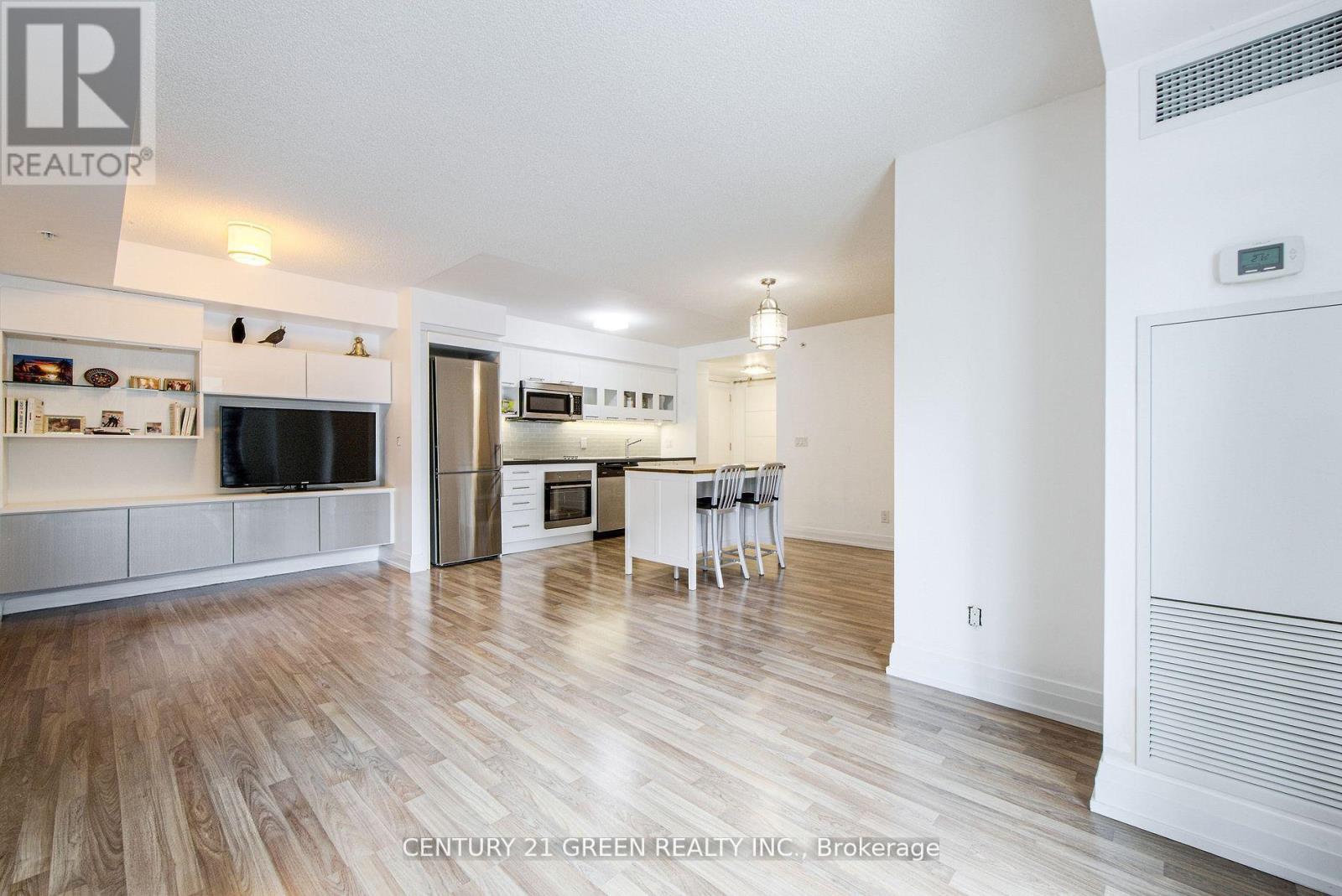 E501 - 555 Wilson Avenue, Toronto, Ontario M3H 0C4 - Photo 10 - C12595514