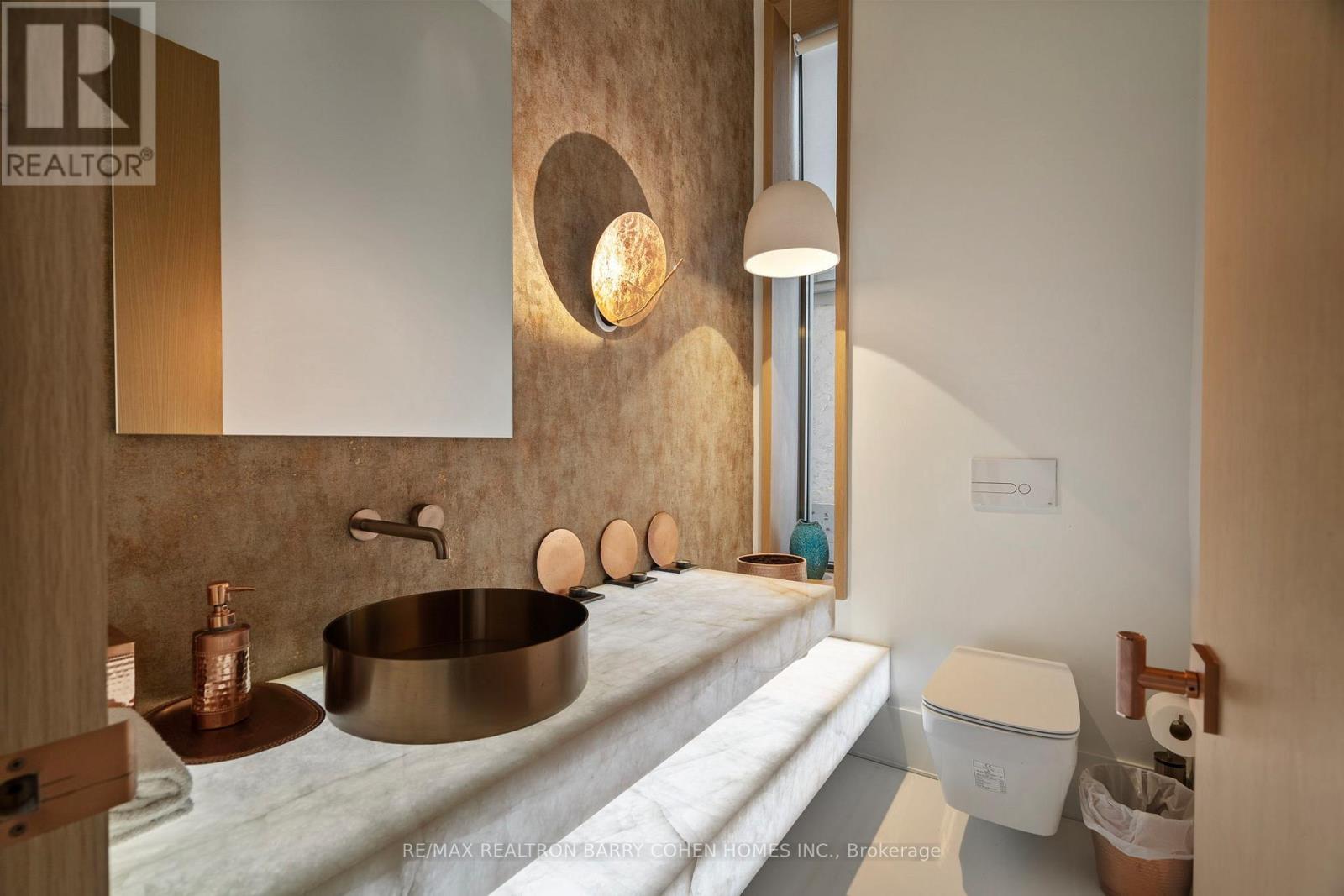 210 Glenayr Road, Toronto, Ontario  M5P 3C3 - Photo 19 - C12595542