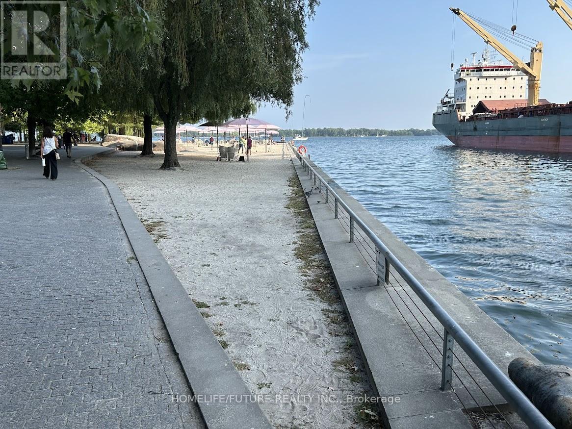 1910 - 15 Richardson Street, Toronto, Ontario M5A 0Y5 - Photo 11 - C12595562