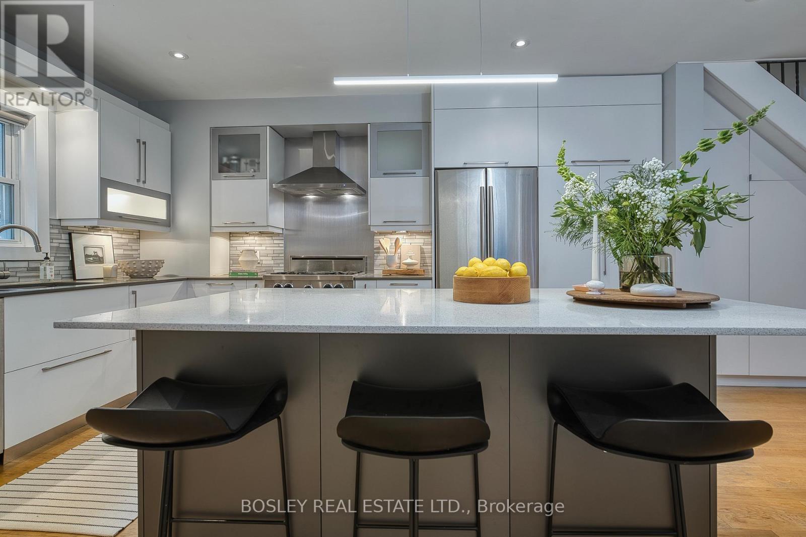 38 Halton Street, Toronto, Ontario  M6J 1R3 - Photo 13 - C12595590