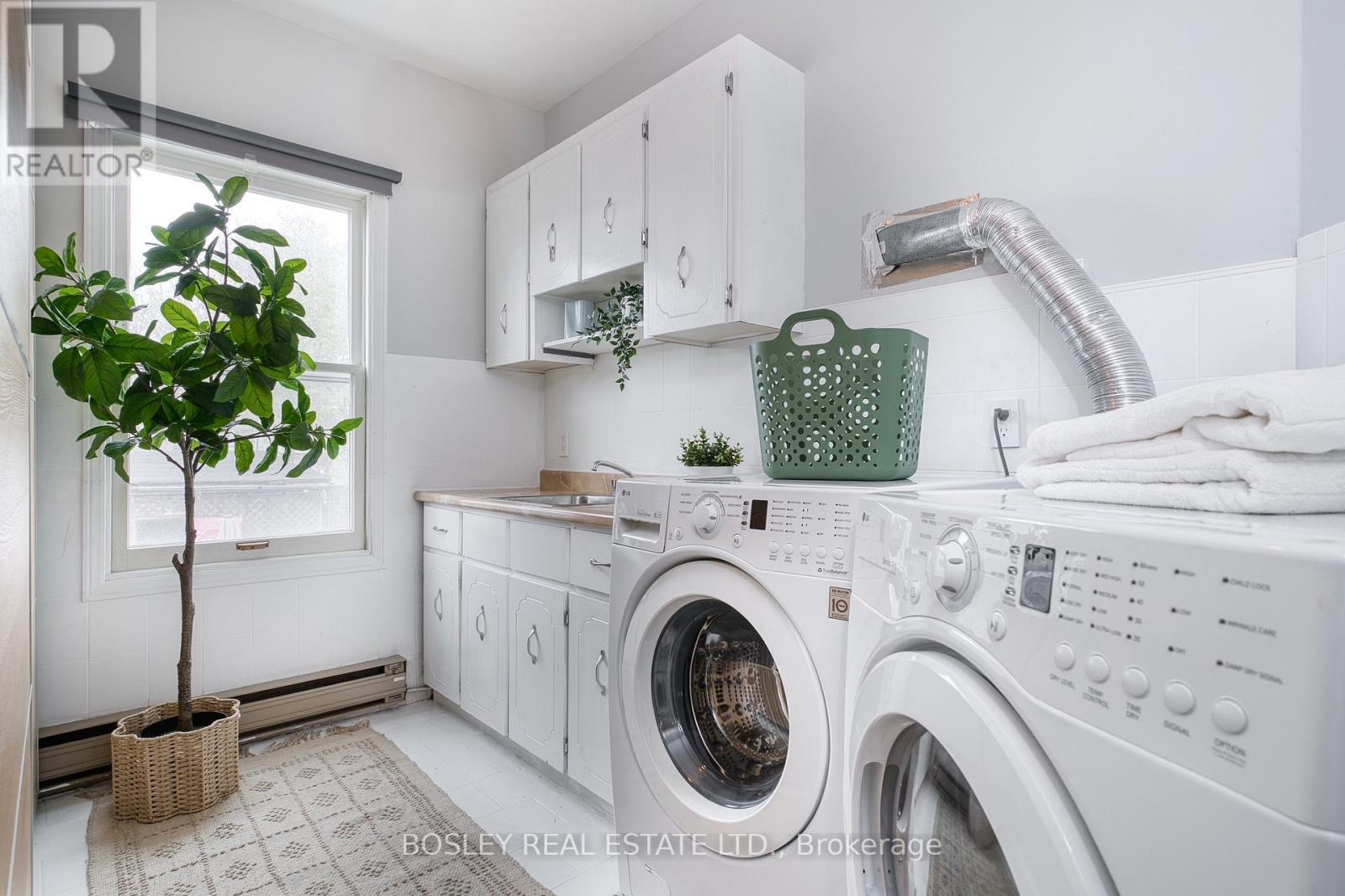 38 Halton Street, Toronto, Ontario  M6J 1R3 - Photo 22 - C12595590