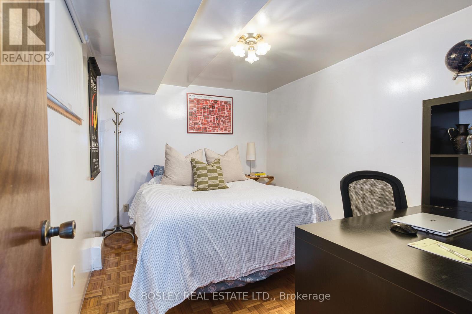 38 Halton Street, Toronto, Ontario  M6J 1R3 - Photo 31 - C12595590