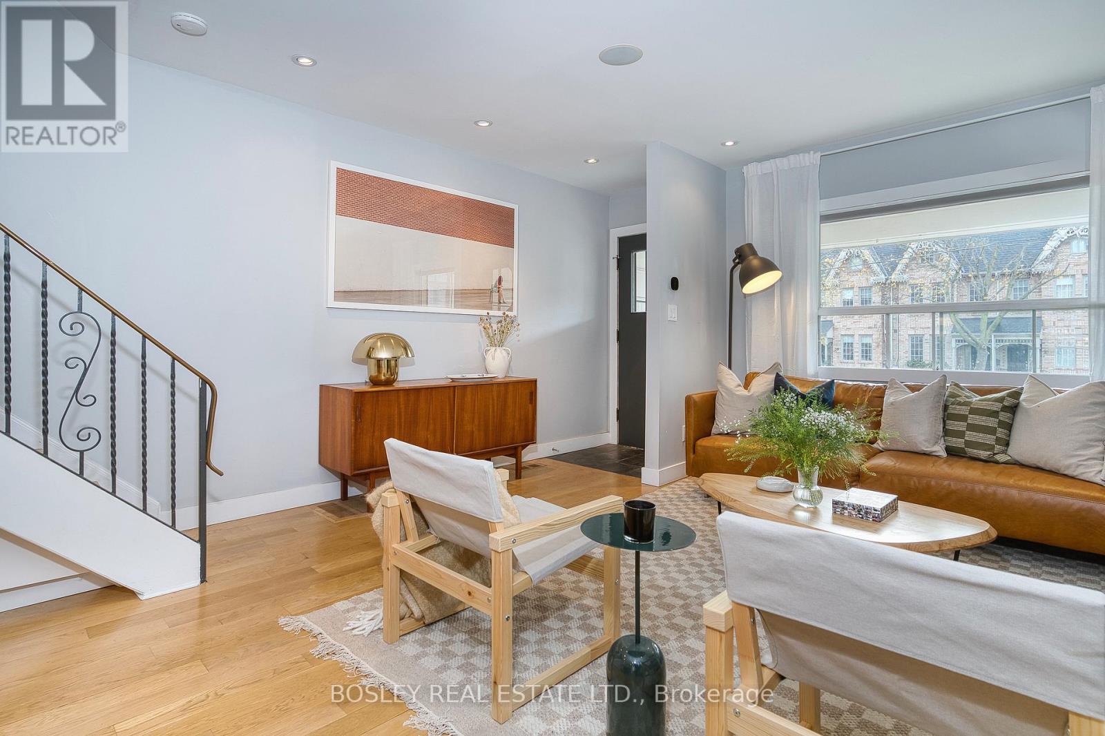 38 Halton Street, Toronto, Ontario  M6J 1R3 - Photo 7 - C12595590