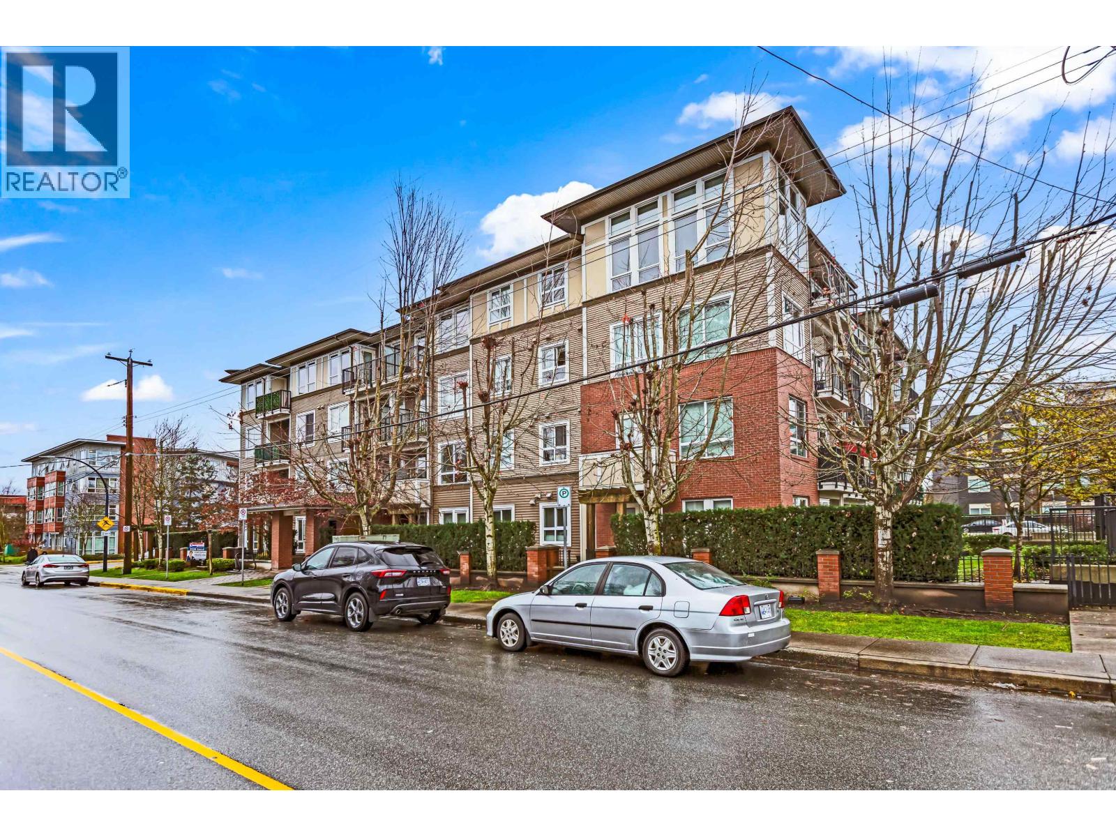 102 12040 222 Street, Maple Ridge, British Columbia  V2X 5W1 - Photo 2 - R3071028