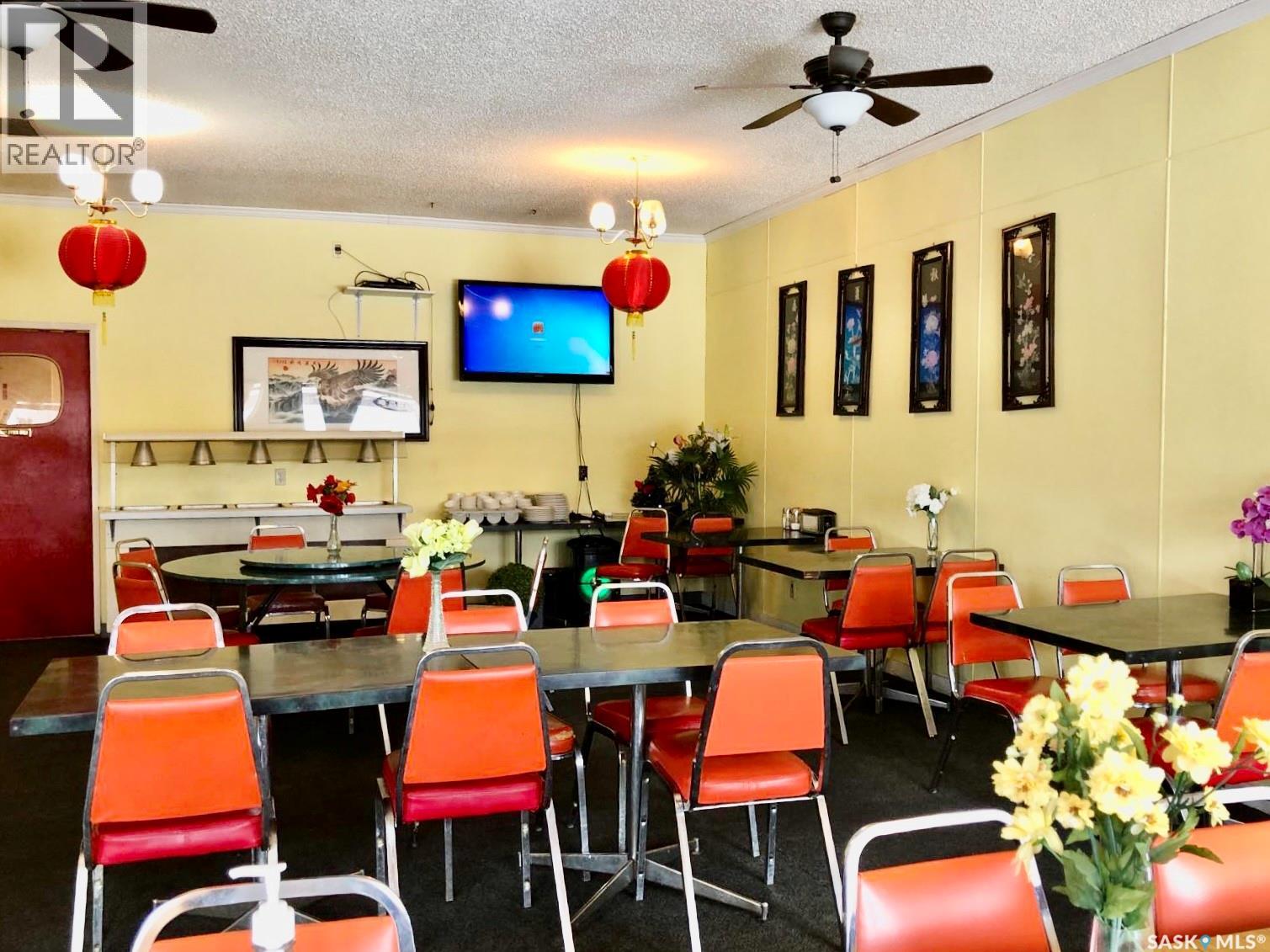 505 Grand Avenue, Luseland, Saskatchewan  S0L 2A0 - Photo 2 - SK025111