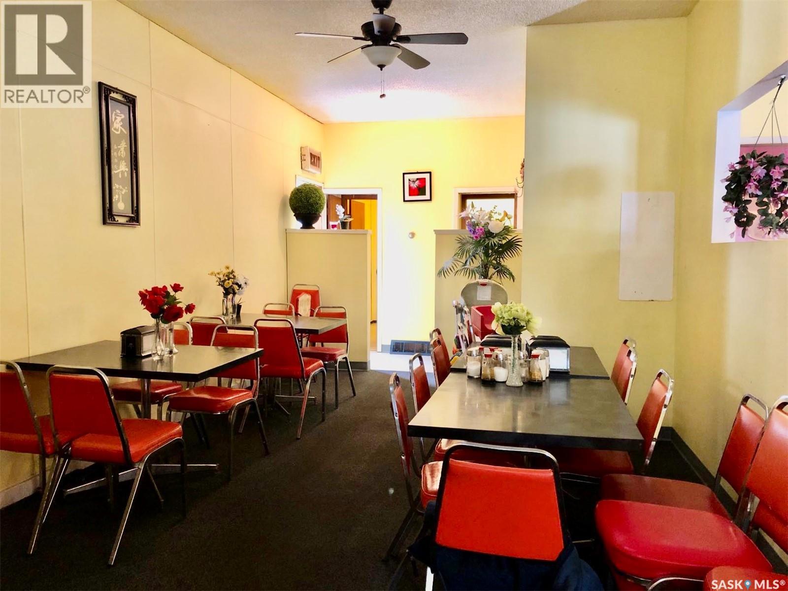 505 Grand Avenue, Luseland, Saskatchewan  S0L 2A0 - Photo 6 - SK025111