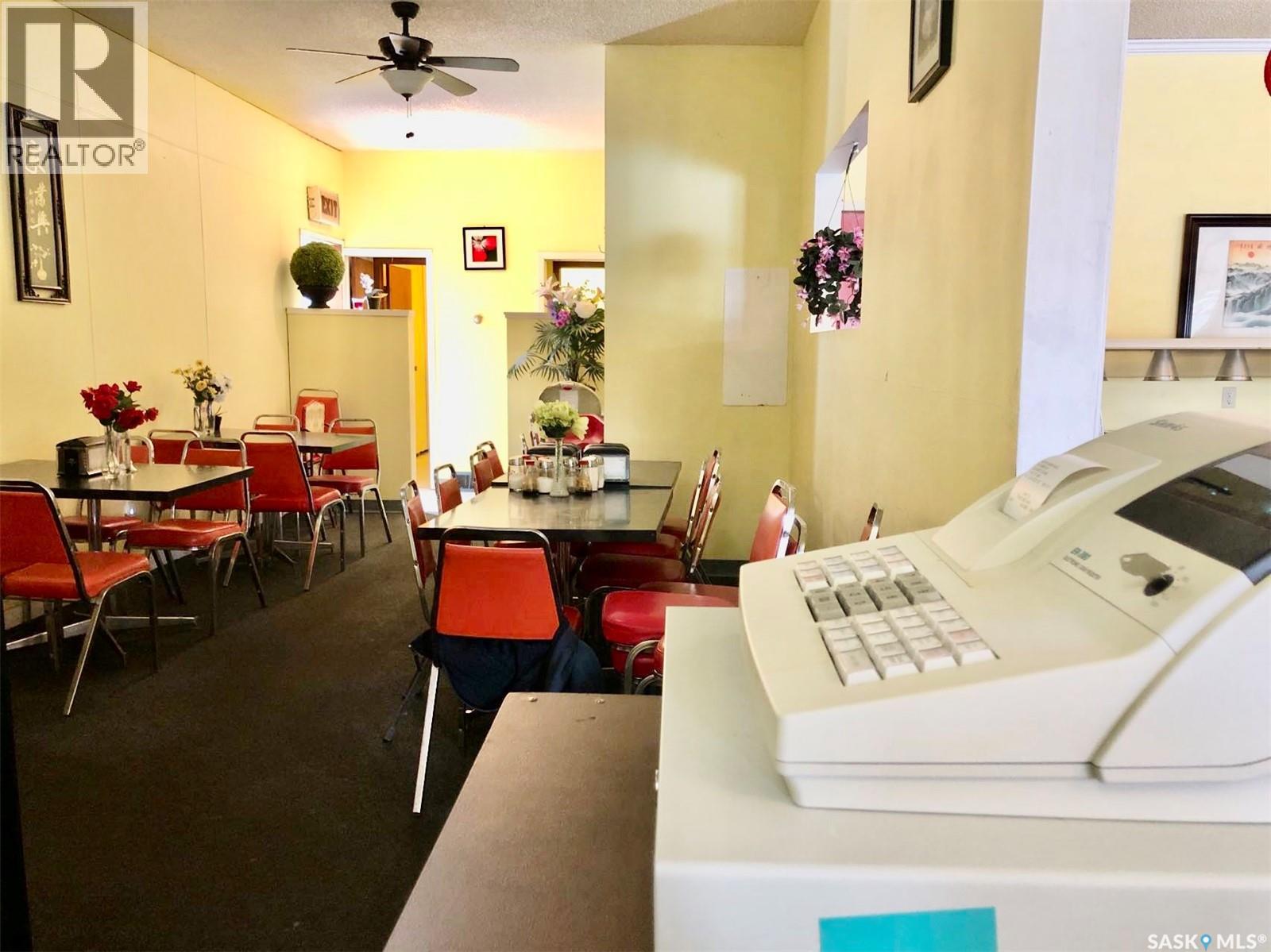 505 Grand Avenue, Luseland, Saskatchewan  S0L 2A0 - Photo 9 - SK025111