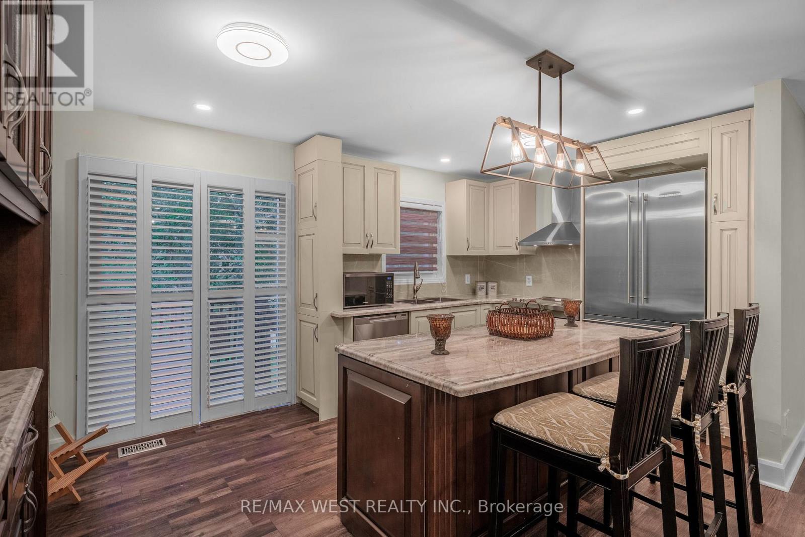 122 Malcolm Street, Essa, Ontario L0M 1B0 - Photo 8 - N12595492