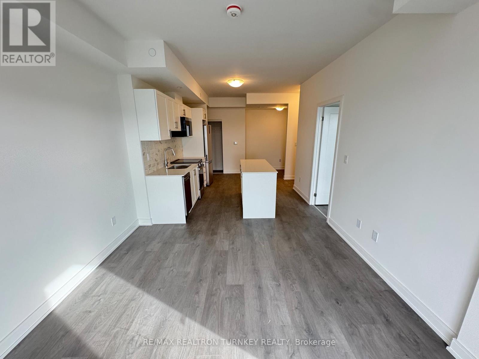 A601 - 705 Davis Drive, Newmarket, Ontario L3Y 0J1 - Photo 14 - N12595526