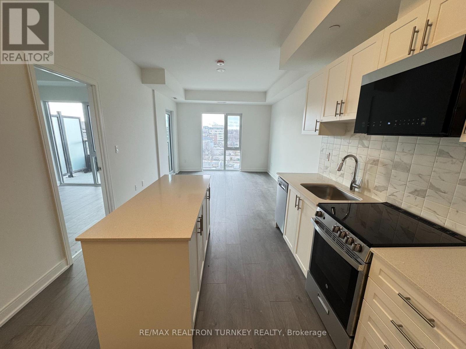 A601 - 705 Davis Drive, Newmarket, Ontario L3Y 0J1 - Photo 7 - N12595526