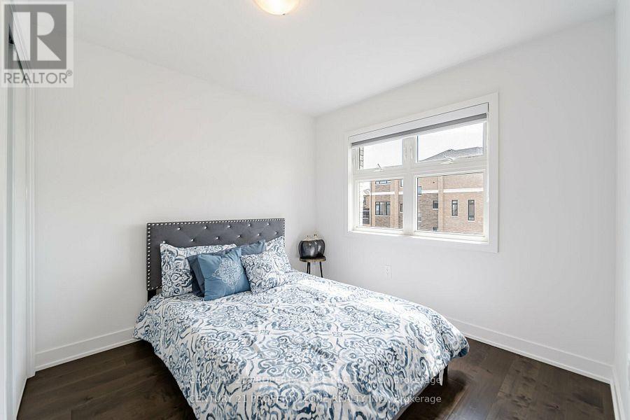 5 Evergreen Terrace, Barrie, Ontario L9J 0M6 - Photo 15 - S12595564