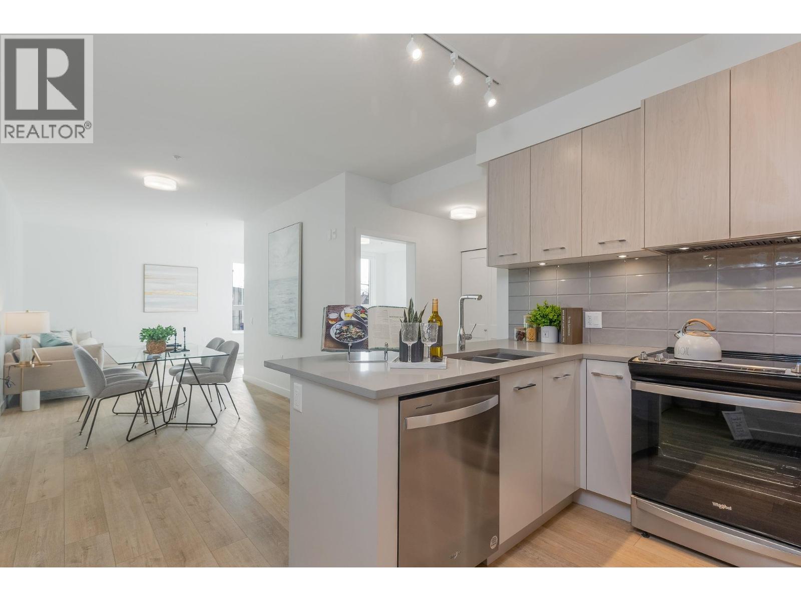 303 4933 Clarendon Street, Vancouver, British Columbia  V5R 0J6 - Photo 6 - R3071324