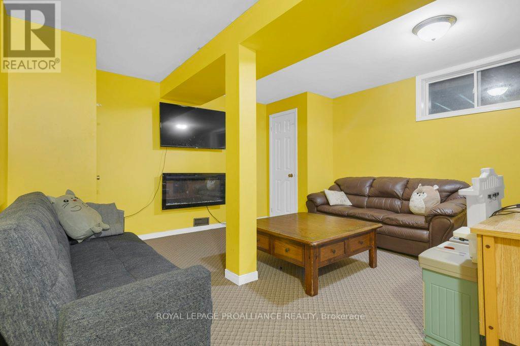 1643 County Road 5, Quinte West, Ontario K0K 2C0 - Photo 20 - X12595650