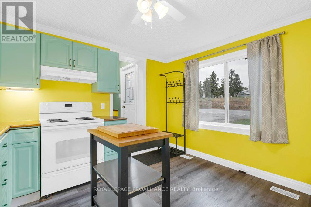 1643 County Road 5, Quinte West, Ontario K0K 2C0 - Photo 7 - X12595650