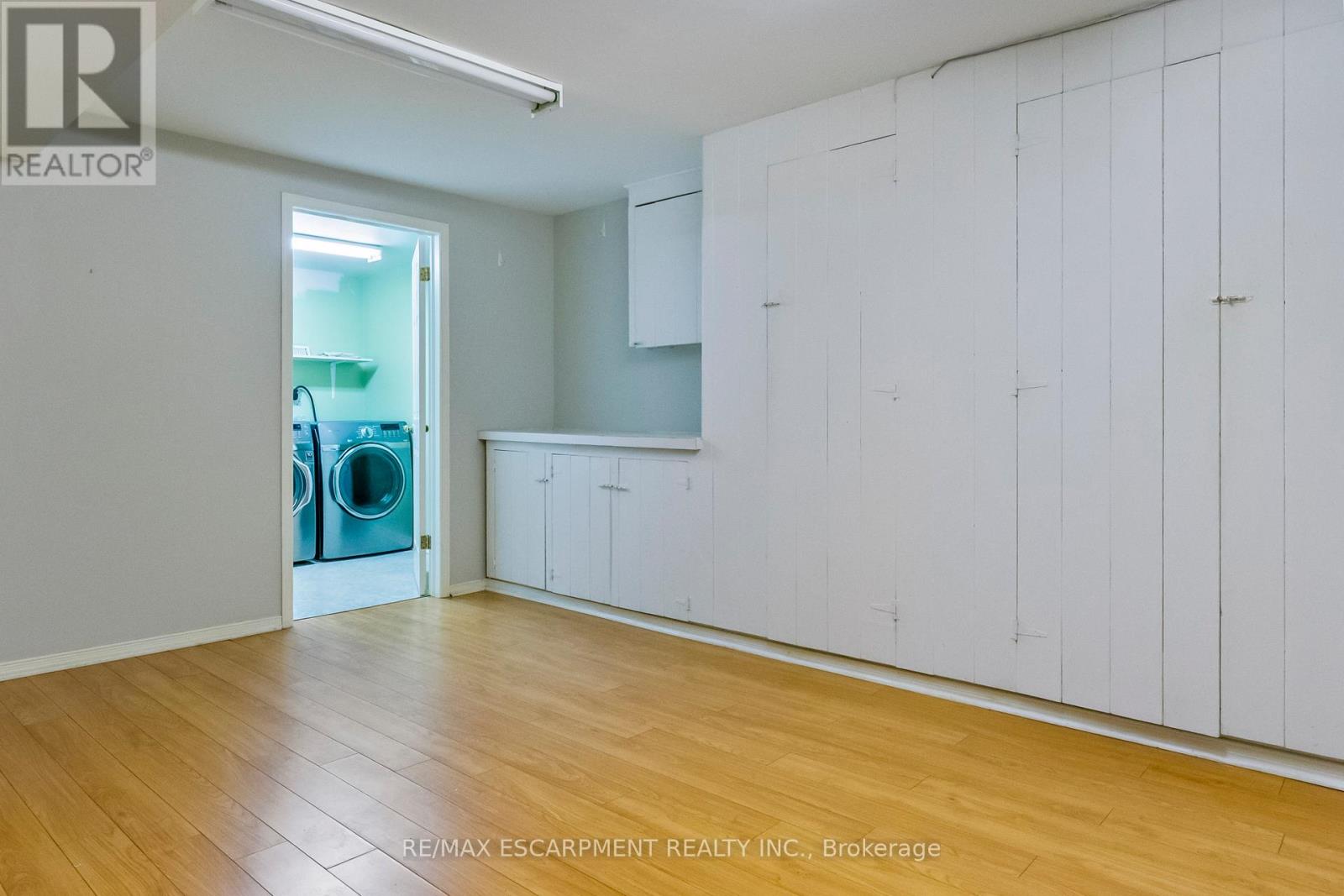 330 Poplar Drive, Oakville, Ontario  L6J 4E1 - Photo 37 - W12595512