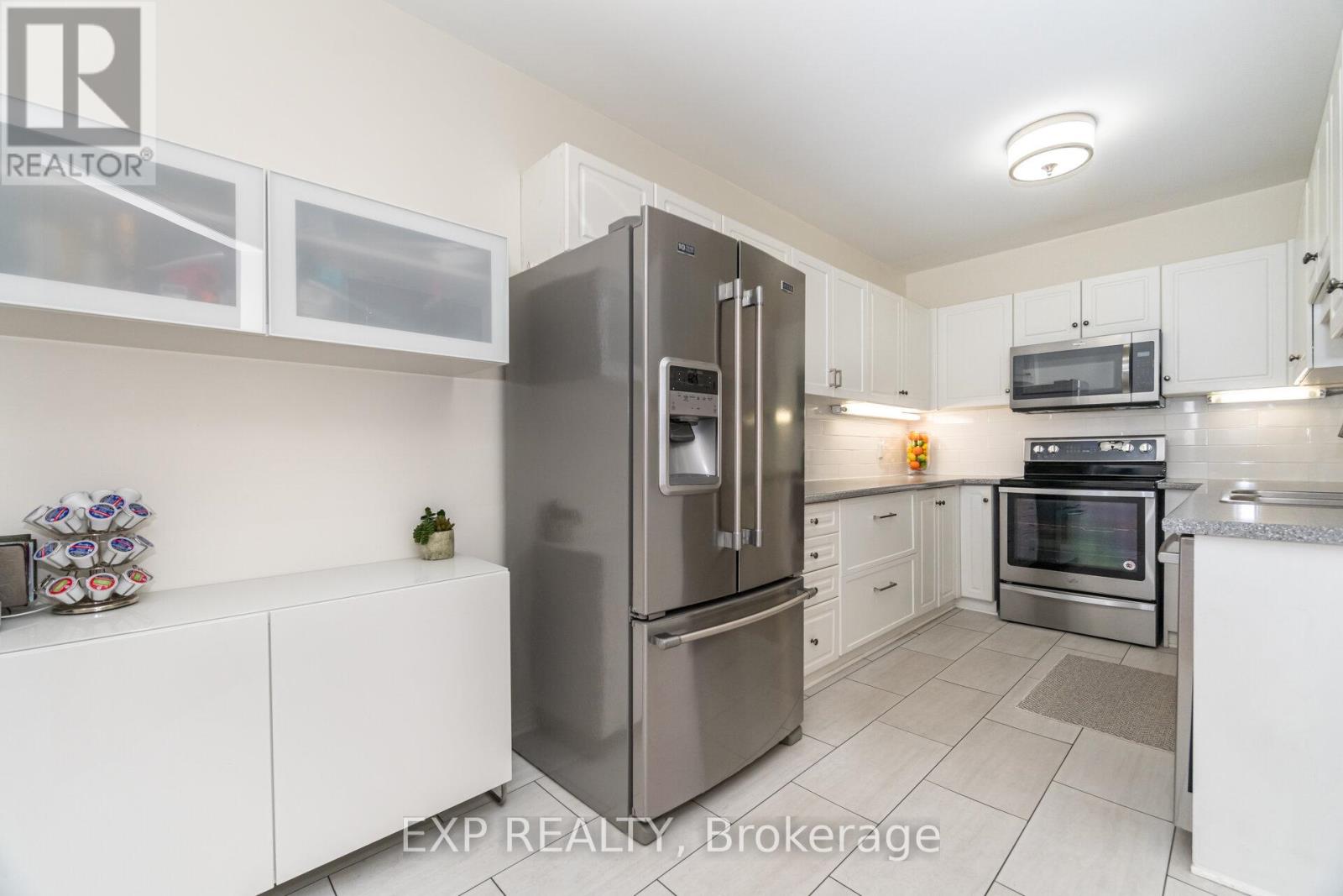 619 - 2075 Amherst Heights Drive, Burlington, Ontario L7P 5B8 - Photo 12 - W12595520