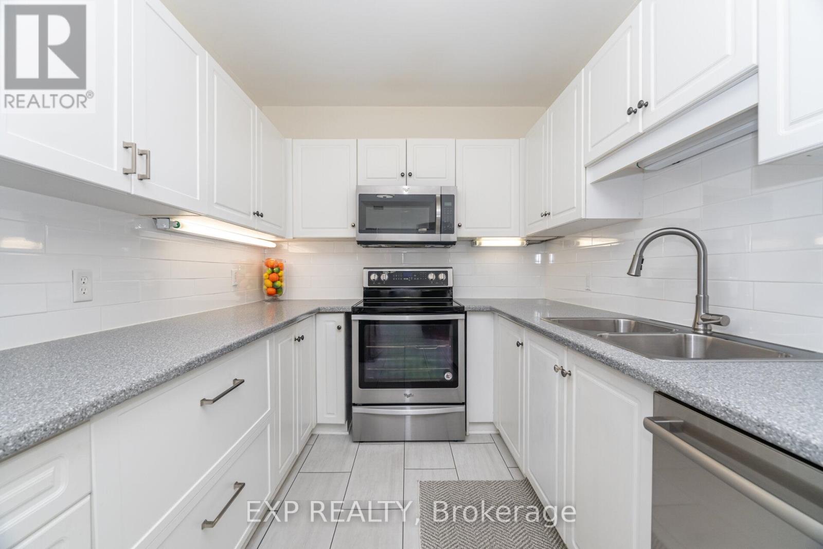 619 - 2075 Amherst Heights Drive, Burlington, Ontario L7P 5B8 - Photo 14 - W12595520