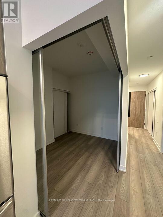 711 - 1007 The Queensway, Toronto, Ontario  M8Z 0H4 - Photo 7 - W12595534