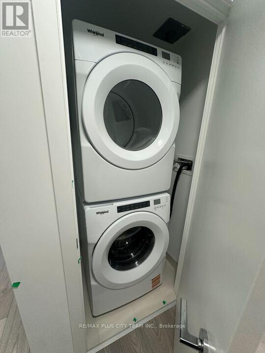 711 - 1007 The Queensway, Toronto, Ontario  M8Z 0H4 - Photo 9 - W12595534