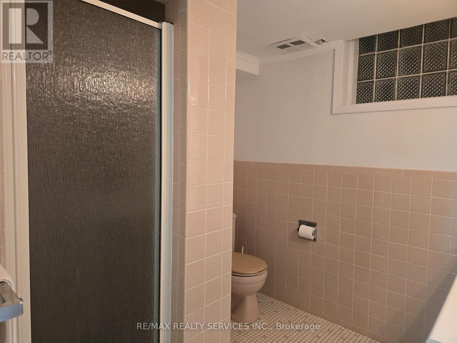 Basement - 89 Lawnside Drive, Toronto, Ontario  M6L 1Z6 - Photo 5 - W12595546