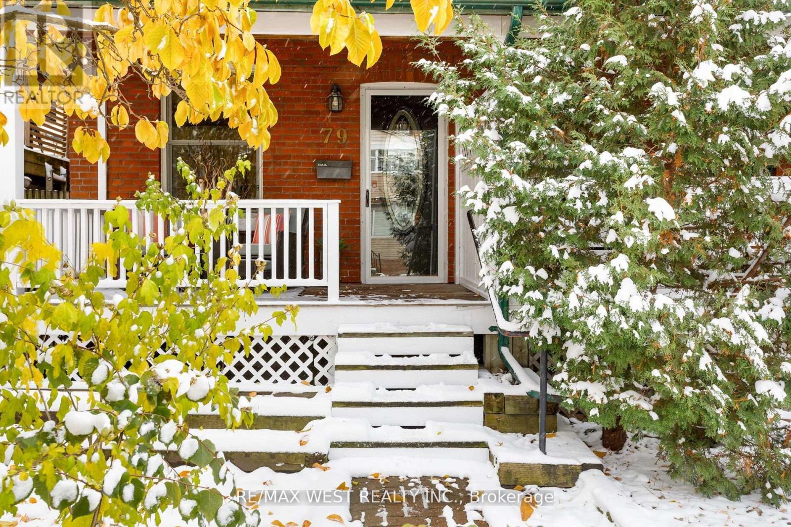 79 Springhurst Avenue, Toronto, Ontario  M6K 1B7 - Photo 3 - W12595566