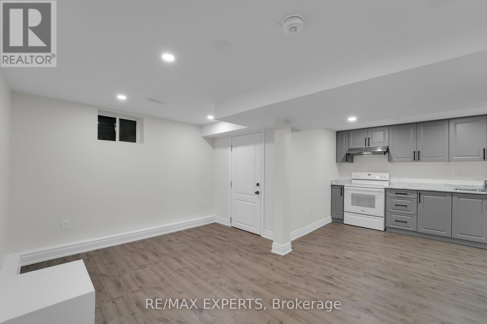 Lower - 6862 Darcel Avenue, Mississauga, Ontario  L4T 2W5 - Photo 13 - W12595592