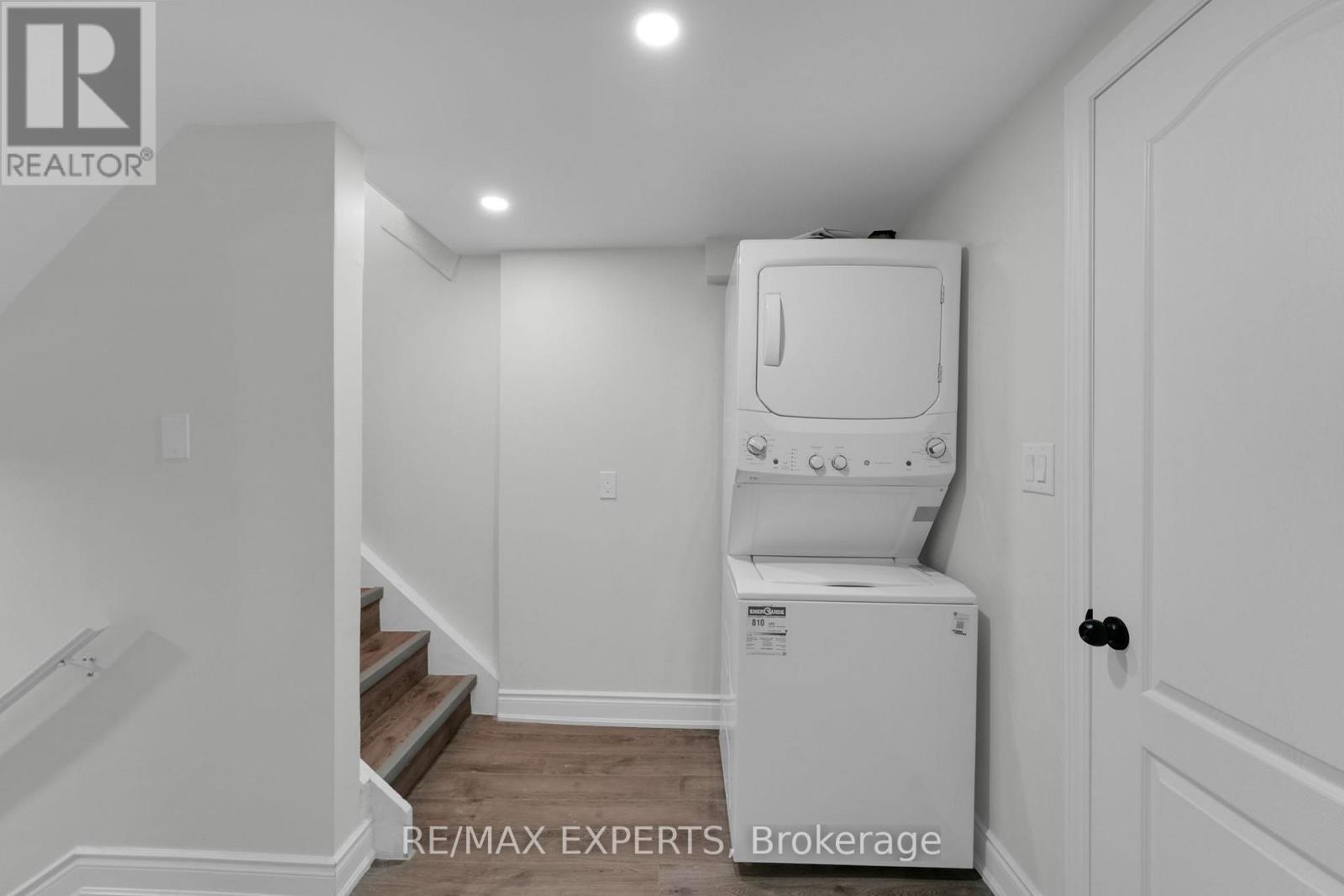 Lower - 6862 Darcel Avenue, Mississauga, Ontario  L4T 2W5 - Photo 22 - W12595592