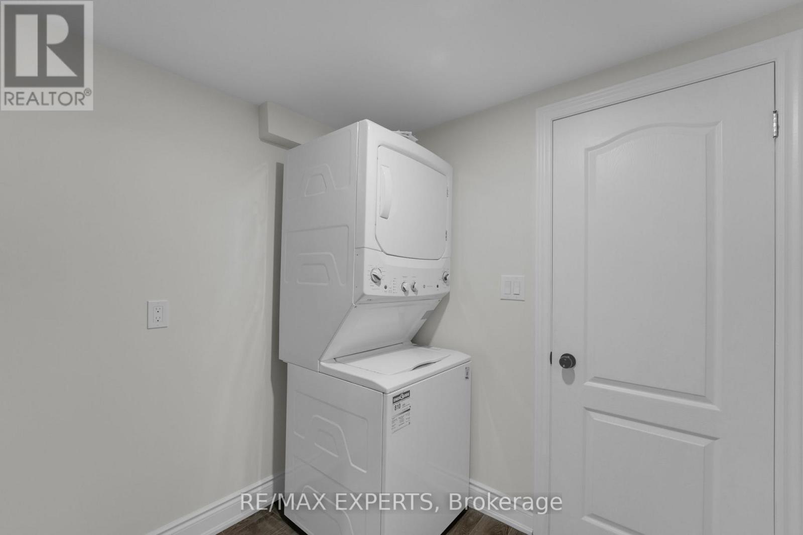 Lower - 6862 Darcel Avenue, Mississauga, Ontario  L4T 2W5 - Photo 23 - W12595592