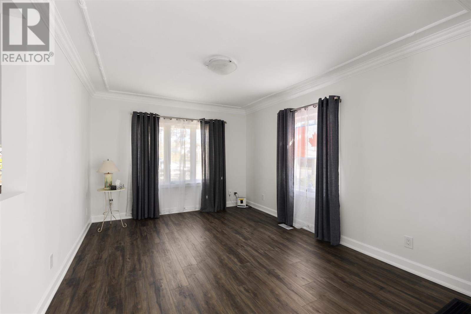 183 Upton Rd, Sault Ste. Marie, Ontario  P6A 3W5 - Photo 5 - SM253399