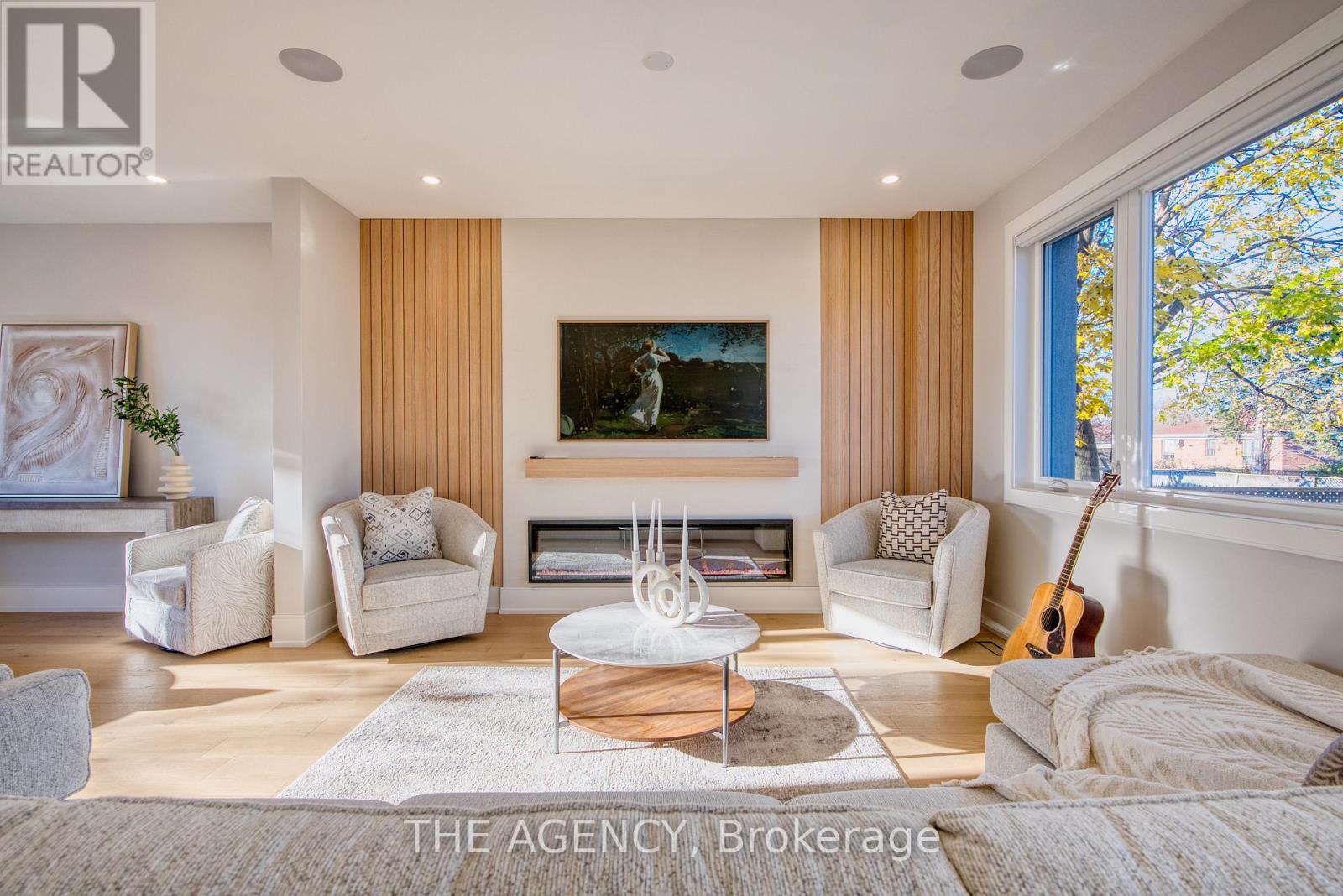 519 Third Line, Oakville, Ontario  L6L 4A8 - Photo 10 - W12584898