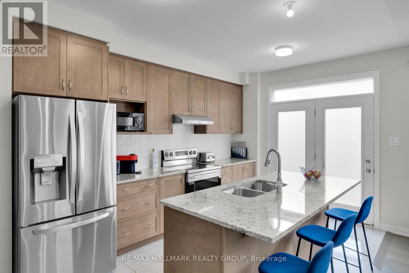 1076 Curraglass Walk, Ottawa, Ontario  K2S 3A3 - Photo 14 - X12595596