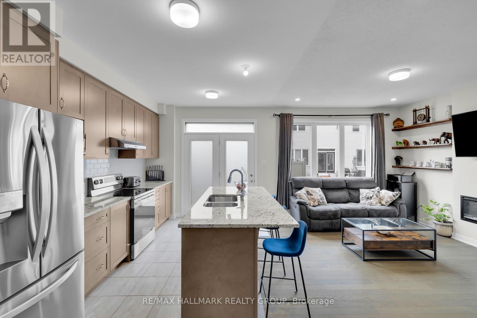 1076 Curraglass Walk, Ottawa, Ontario  K2S 3A3 - Photo 16 - X12595596