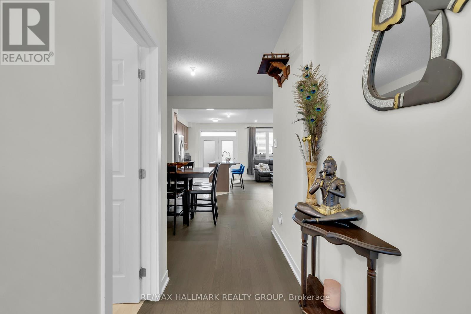 1076 Curraglass Walk, Ottawa, Ontario  K2S 3A3 - Photo 3 - X12595596