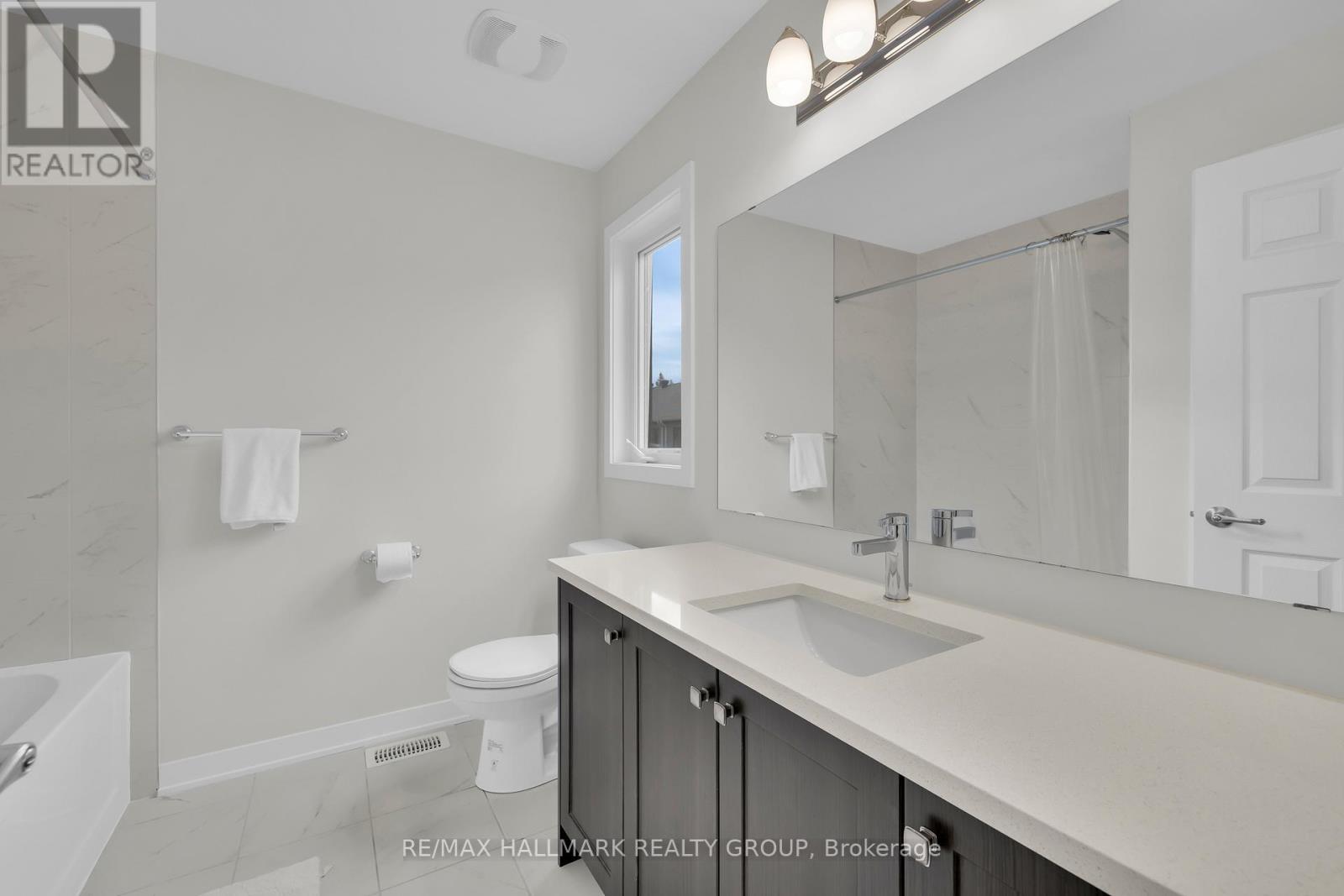 1076 Curraglass Walk, Ottawa, Ontario  K2S 3A3 - Photo 33 - X12595596