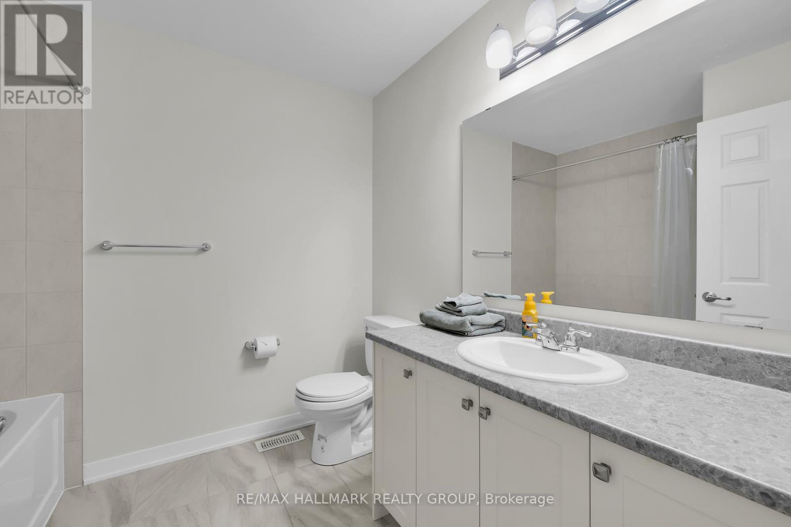 1076 Curraglass Walk, Ottawa, Ontario  K2S 3A3 - Photo 39 - X12595596