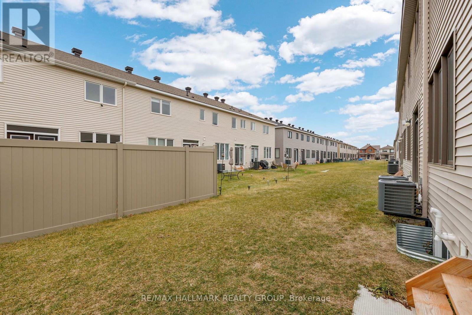 1076 Curraglass Walk, Ottawa, Ontario  K2S 3A3 - Photo 46 - X12595596