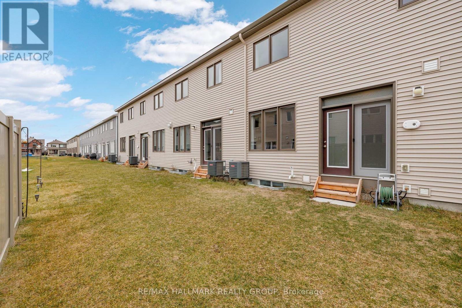 1076 Curraglass Walk, Ottawa, Ontario  K2S 3A3 - Photo 47 - X12595596