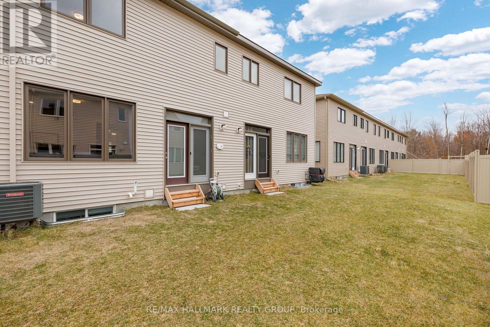 1076 Curraglass Walk, Ottawa, Ontario  K2S 3A3 - Photo 48 - X12595596