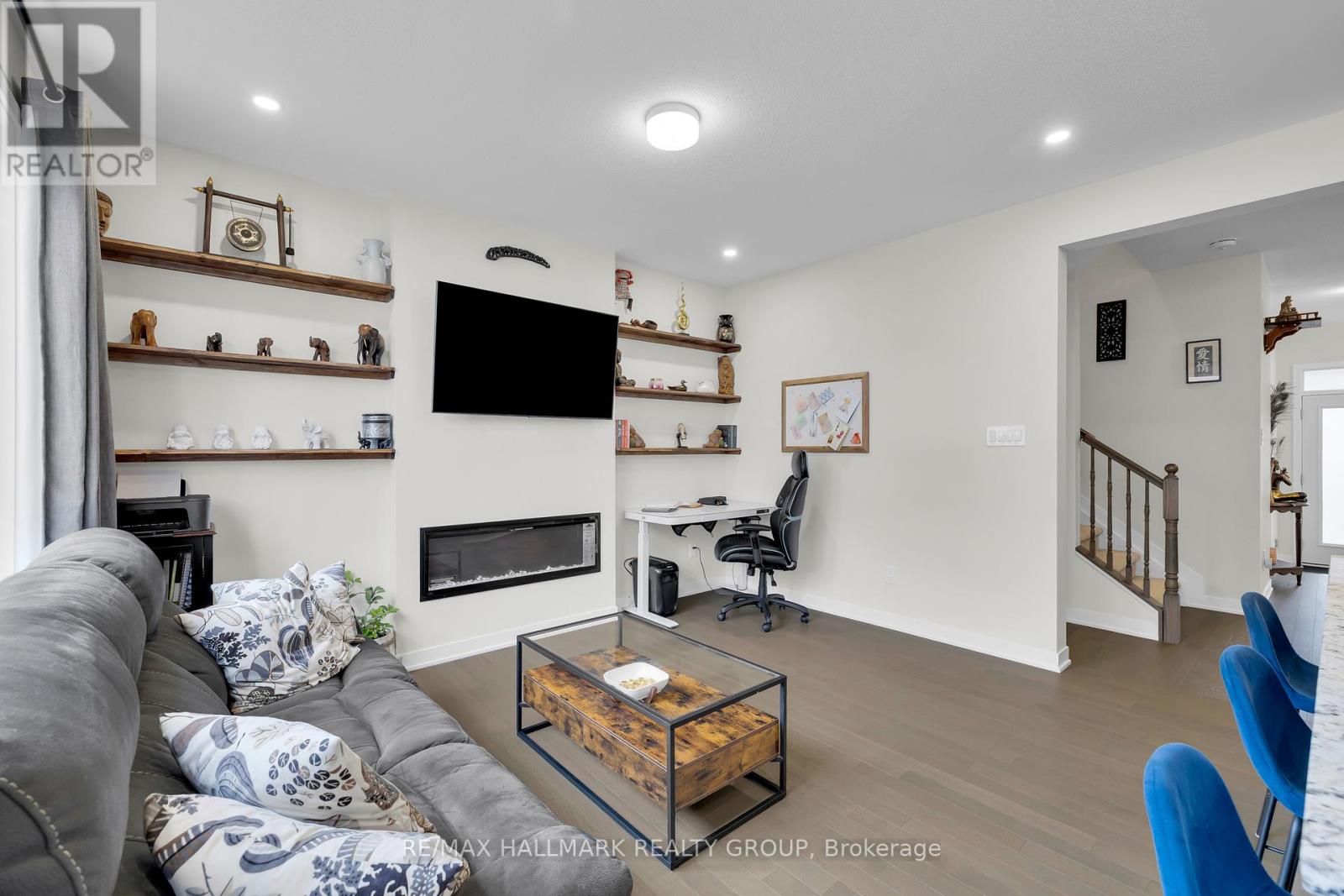 1076 Curraglass Walk, Ottawa, Ontario  K2S 3A3 - Photo 7 - X12595596