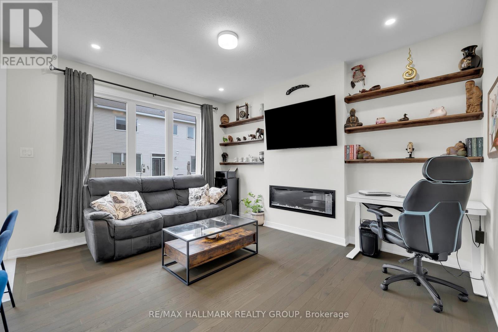 1076 Curraglass Walk, Ottawa, Ontario  K2S 3A3 - Photo 8 - X12595596