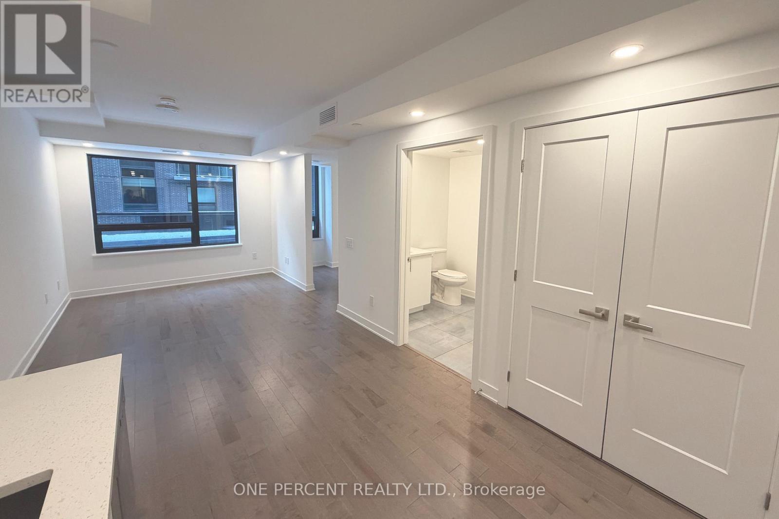 410 - 340 Queen Street, Ottawa, Ontario K1R 0G1 - Photo 8 - X12595720