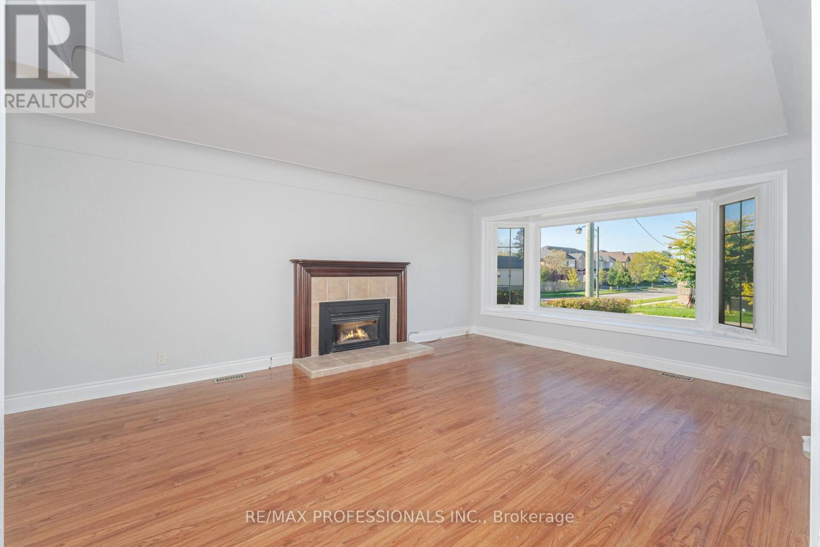 11 Jeanette Street, Toronto, Ontario  M1M 3G2 - Photo 11 - E12462385